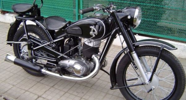 ИЖ 49 — мотоцикл с нестандартным переключением скоростей