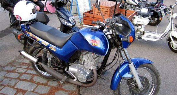 Очень востребованный в советских селах мотоцикл Ява 350 640