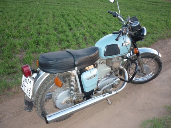 Очень востребованный в советских селах мотоцикл Ява 350 640