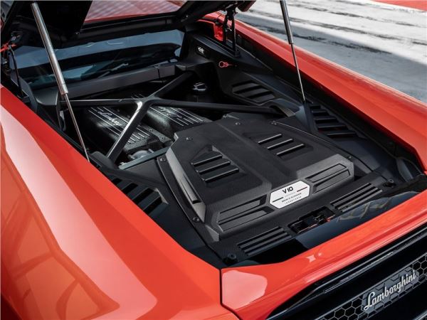 Представлен новый гоночный Lamborghini Huracan