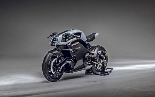 В Arc показали инновационный мотоцикл с виртуальной приборной панелью