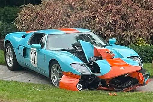 Водитель разбил Ford GT стоимостью $700 тыс., потому что не знал, как им управлять