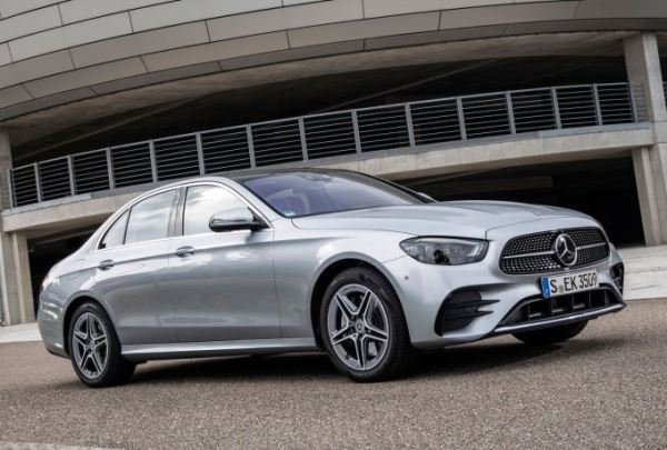 Запасов новых автомобилей Mercedes-Benz в РФ хватит ещё на полгода